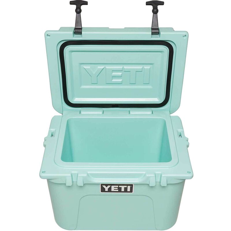Yeti Roadie 20, 16-Can Cooler, Seafoam - Bliffert Lumber and Hardware