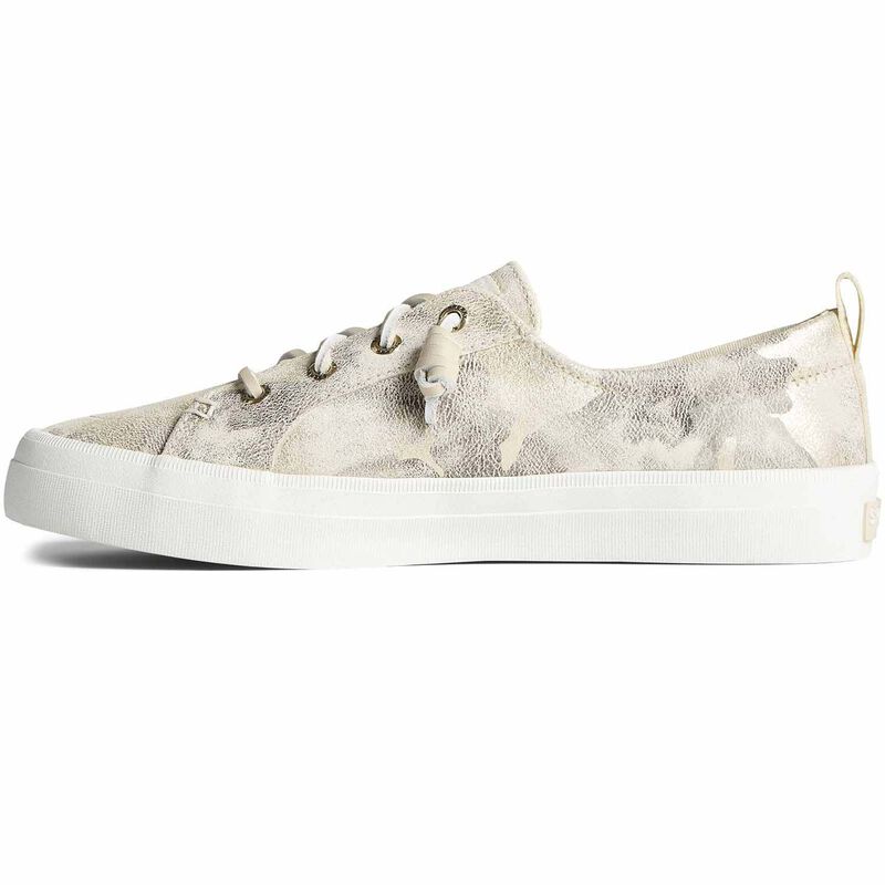 Women's Crest Vibe Camo Metallic Leather Shoes image number null