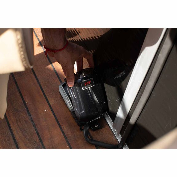 SureShade Battery Powered Pontoon Bimini Tops image number 5
