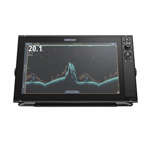 SIMRAD NSS16 evo3S Multifunction Display with US C-MAP Charts