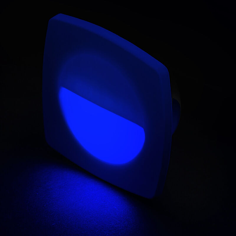 Six LED Companionway Light, Blue image number 3