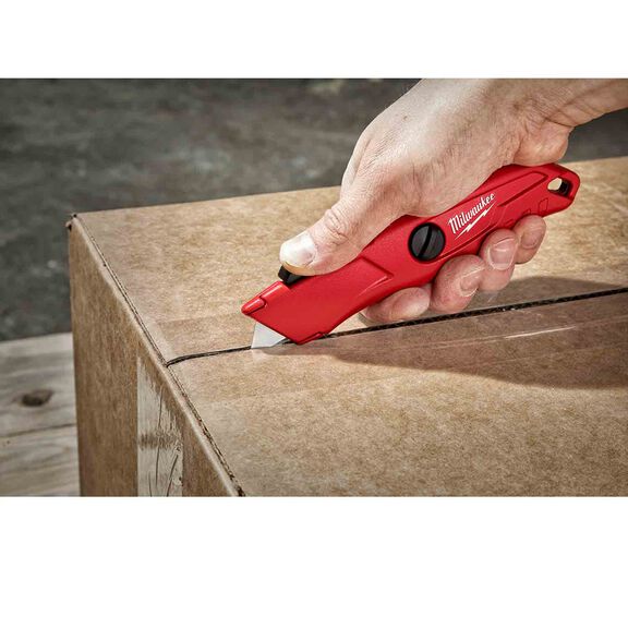 MILWAUKEE Self Retracting Utility Knife