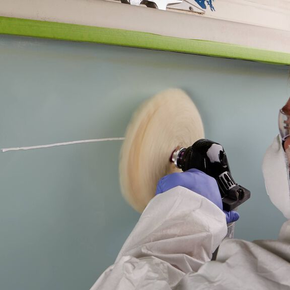 Perfect-It&trade; Gelcoat Medium Cutting Compound + Wax, Gallon image number 1