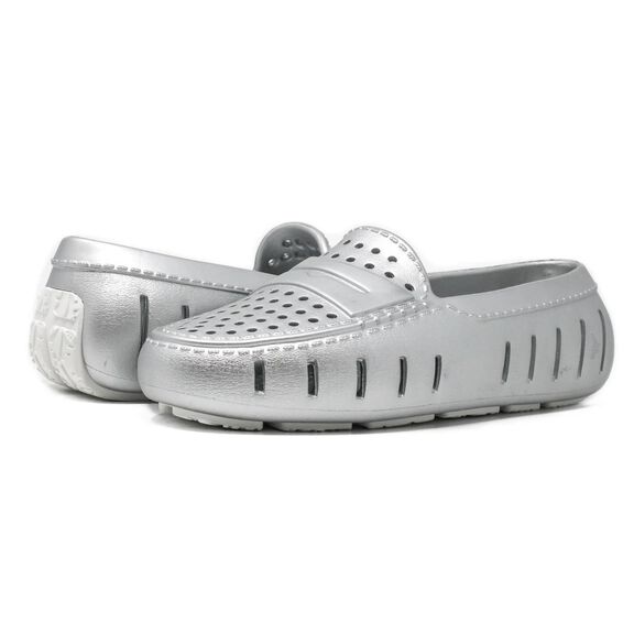 Women's Posh Metallic Shoes image number 4