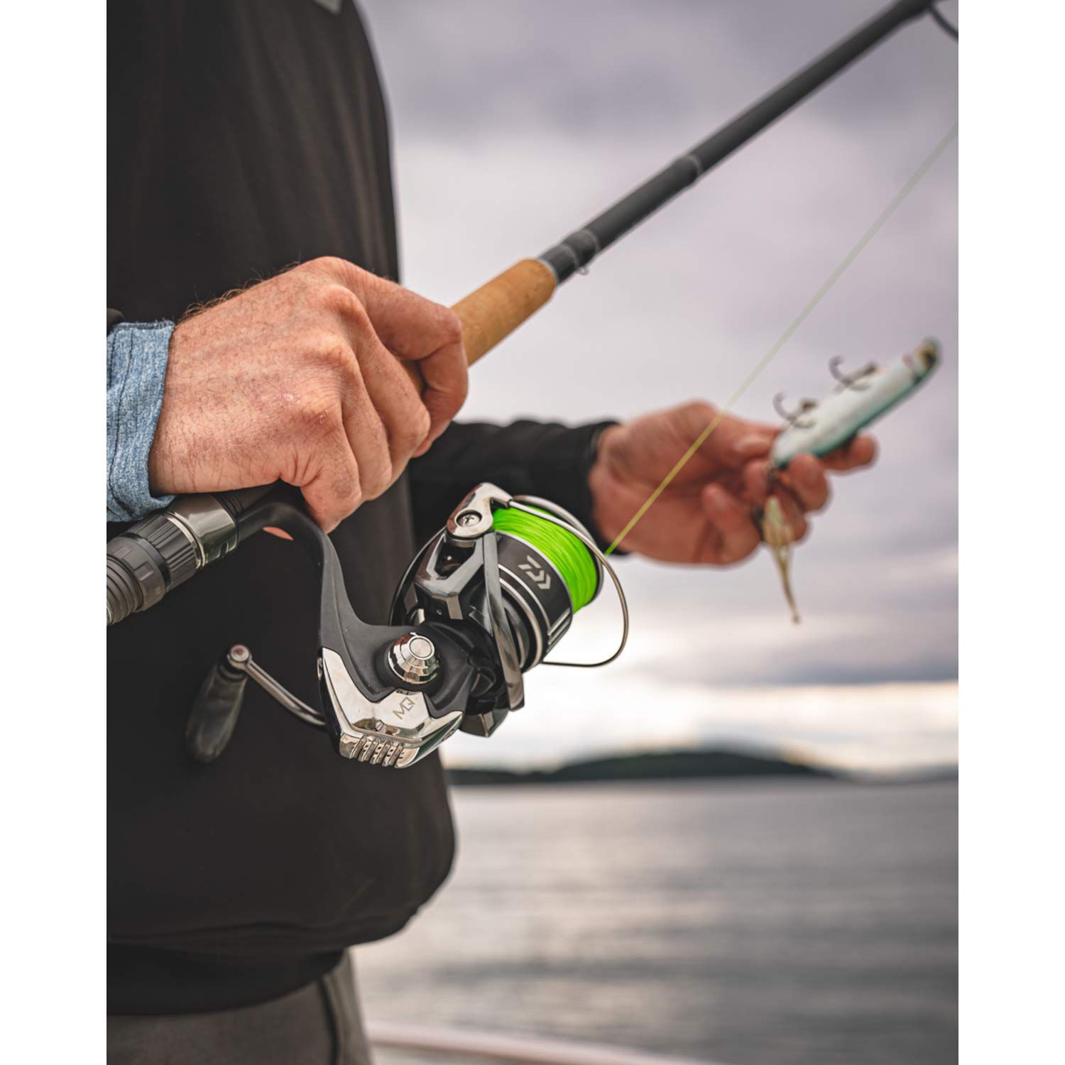 DAIWA BG MQ 18000 Spinning Reel