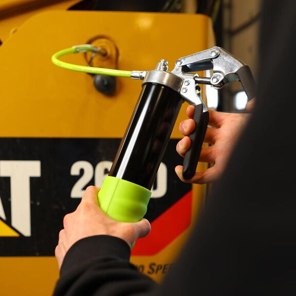 Flexzilla Heavy Duty Pistol Grip Grease Gun image number 1