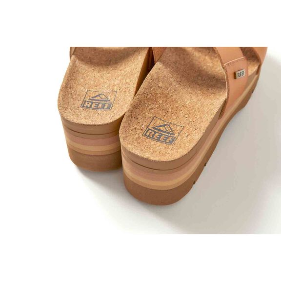Women's Cushion Vista Higher Sandals image number 7