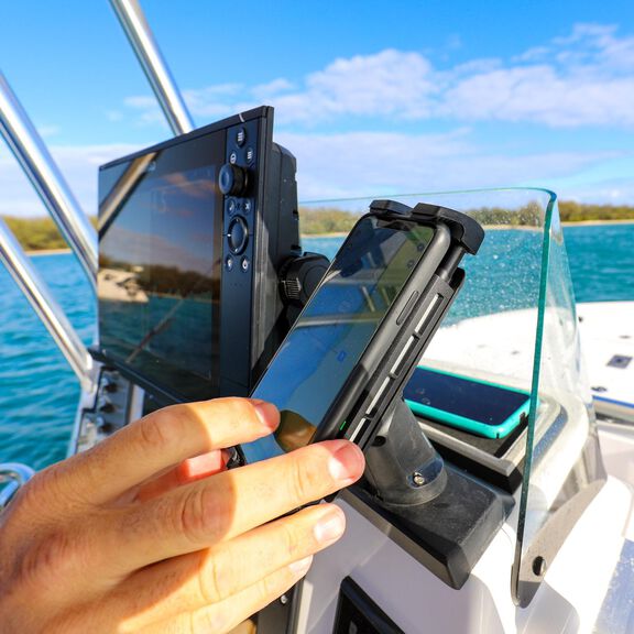 ROKK Wireless - Edge. 10W Waterproof Wireless Adjustable Phone Charging Mount, 12/24V image number 3