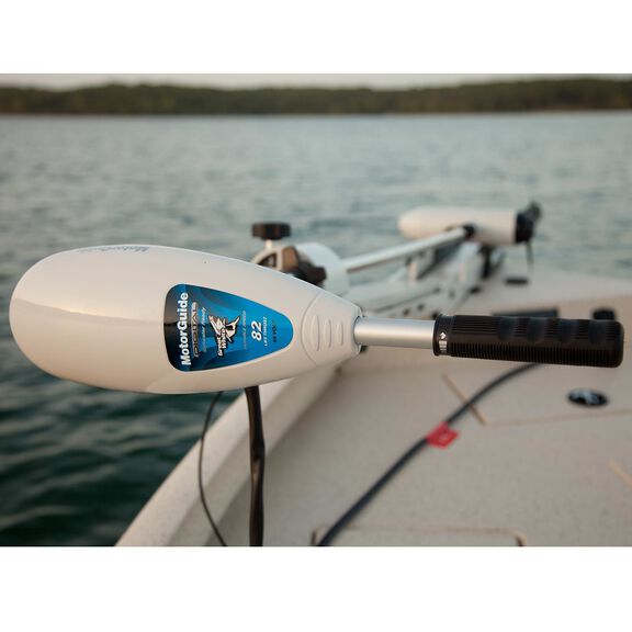 Great White Digital Saltwater Bow-Mount Trolling Motor, 50" Shaft, 109lb. Thrust image number 4