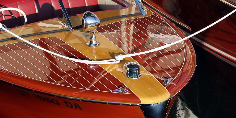 Tips on applying marine spar varnish to your boat’s brightwork West Marine