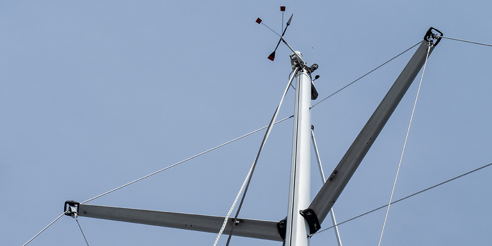 How to rig your sailboat halyards so they’re easy to remove from the