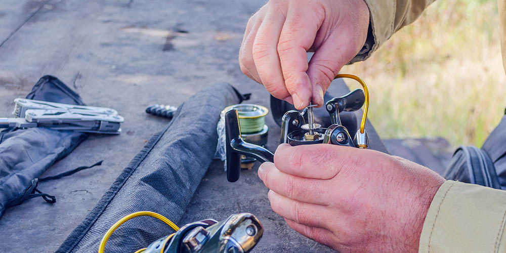 Servicing: Baitcaster Reels - The Fishing Website