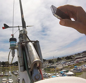 Taking a picture of rigging hardware with a smartphone