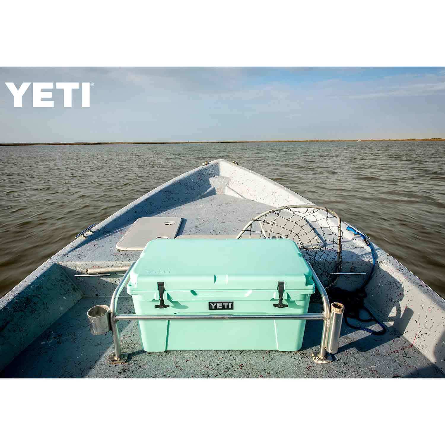 YETI / Tundra 65 Hard Cooler - Seafoam