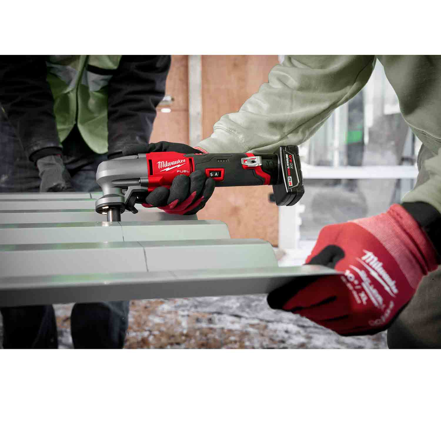 MILWAUKEE M12 FUEL™ 16 Gauge Variable Speed Nibbler